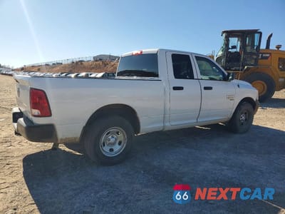 Trzecie zdjęcie samochodu z tyłu: 2019 RAM 1500 CLASSIC TRADESMAN VIN:1C6RR6FG9KS710503 - miniatura