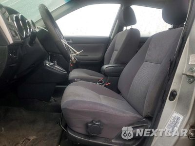 Zdjęcie 7 z 11 samochodu: 2003 TOYOTA COROLLA MATRIX XR VIN:2T1KR32E13C056418 - miniatura