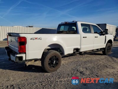 Trzecie zdjęcie samochodu z tyłu: 2023 FORD F250 SUPER DUTY VIN:1FT8W2BN3PED84570 - miniatura
