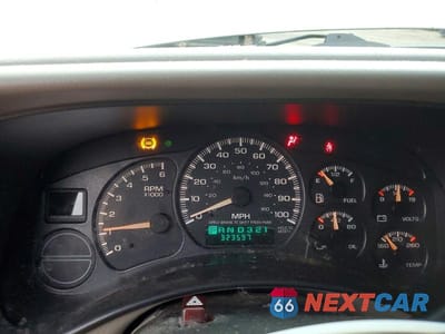 Zdjęcie 9 z 11 samochodu: 2000 GMC YUKON XL K1500 VIN:3GKFK16T1YG139965 - miniatura