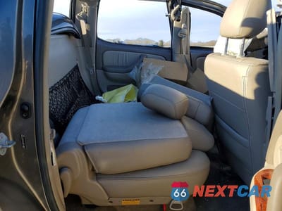 Zdjęcie 10 z 12 samochodu: 2006 TOYOTA TUNDRA DOUBLE CAB LIMITED VIN:5TBDT48146S525994 - miniatura