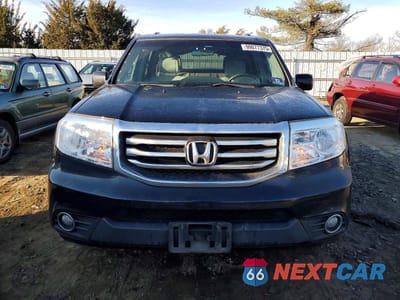 Piąte zdjęcie samochodu w środku: 2013 HONDA PILOT VIN:5FNYF4H48DB055867 - miniatura