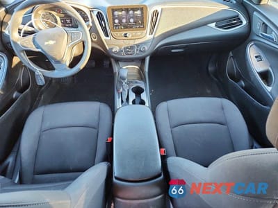 Zdjęcie 8 z 12 samochodu: 2021 CHEVROLET MALIBU LS VIN:1G1ZC5ST3MF086399 - miniatura