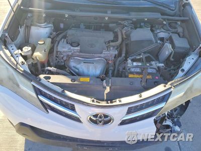 Zdjęcie 11 z 12 samochodu: 2015 TOYOTA RAV4 XLE VIN:2T3WFREV4FW163935 - miniatura