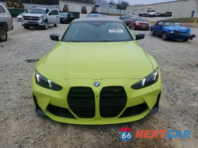 Piąte zdjęcie samochodu w środku: 2025 BMW M4 COMPETITION VIN:WBS23HK03SCT26638 - miniatura