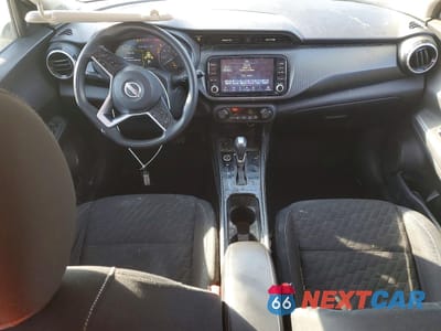 Zdjęcie 8 z 14 samochodu: 2022 NISSAN KICKS SV VIN:3N1CP5CV2NL522784 - miniatura