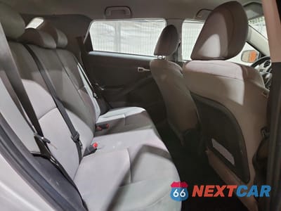 Zdjęcie 10 z 12 samochodu: 2011 TOYOTA COROLLA MATRIX S VIN:2T1LE4EE4BC019833 - miniatura