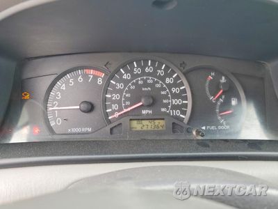 Zdjęcie 9 z 14 samochodu: 2003 TOYOTA COROLLA CE VIN:JTDBR32E330035113 - miniatura