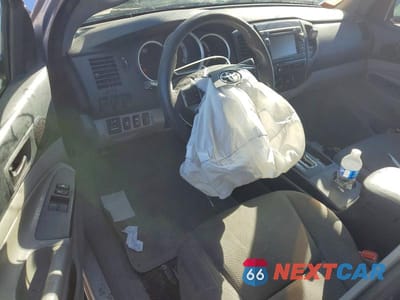 Zdjęcie 8 z 12 samochodu: 2013 TOYOTA TACOMA BASE VIN:5TFTX4CN4DX022183 - miniatura