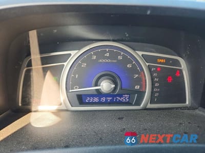 Zdjęcie 9 z 11 samochodu: 2010 HONDA CIVIC GX VIN:19XFA4F53AE000634 - miniatura