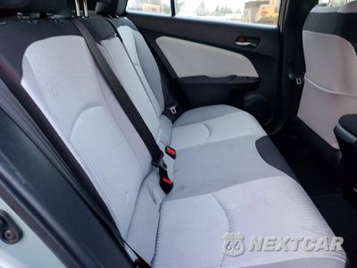 Zdjęcie 10 z 15 samochodu: 2018 TOYOTA PRIUS VIN:JTDKBRFU7J3592434 - miniatura