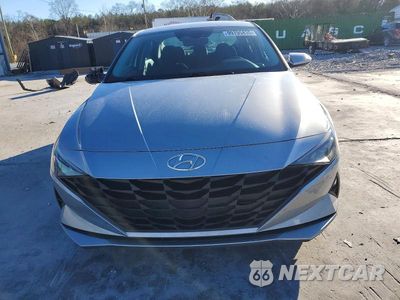 Piąte zdjęcie samochodu w środku: 2023 HYUNDAI ELANTRA SE VIN:5NPLL4AG3PH101960 - miniatura