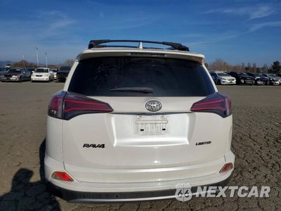 Zdjęcie 6 z 12 samochodu: 2017 TOYOTA RAV4 LIMITED VIN:JTMYFREV8HJ142029 - miniatura