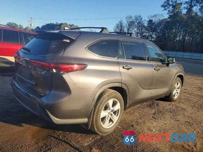 Trzecie zdjęcie samochodu z tyłu: 2022 TOYOTA HIGHLANDER L VIN:5TDZZRAH7NS538656 - miniatura