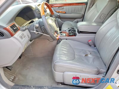 Zdjęcie 7 z 14 samochodu: 2004 LEXUS LS 430 VIN:JTHBN36F040140786 - miniatura