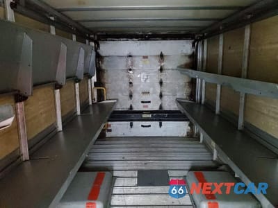 Zdjęcie 10 z 13 samochodu: 2012 ISUZU NPR-HD DELIVERY TRUCK VIN:JALB4T176C7W00476 - miniatura