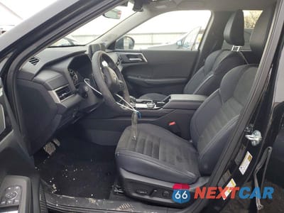Zdjęcie 7 z 13 samochodu: 2025 MITSUBISHI OUTLANDER SE VIN:JA4J4VA85SZ017749 - miniatura