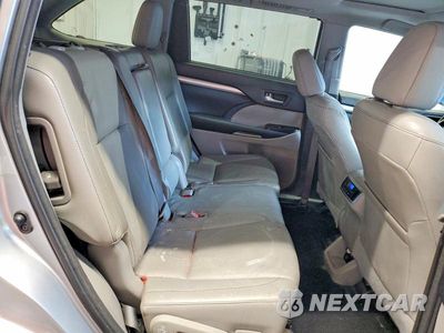 Zdjęcie 11 z 13 samochodu: 2015 TOYOTA HIGHLANDER XLE VIN:5TDJKRFH1FS219068 - miniatura