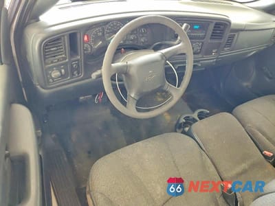 Zdjęcie 8 z 12 samochodu: 2002 CHEVROLET SILVERADO C2500 HEAVY DUTY VIN:1GCHC24UX2E148892 - miniatura