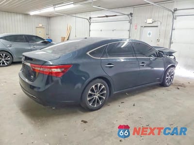 Trzecie zdjęcie samochodu z tyłu: 2018 TOYOTA AVALON VIN:4T1BD1EB2JU059750 - miniatura
