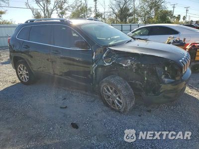 Czwarte zdjęcie samochodu z boku: 2017 JEEP CHEROKEE LATITUDE VIN:1C4PJLCB1HW613523 - miniatura