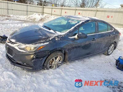 2017 CHEVROLET CRUZE LT 1G1BE5SM3H7116795 - główne zdjęcie licytacji z USA - miniatura