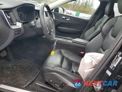Zdjęcie 7 z 12 samochodu: 2020 VOLVO XC60 T6 MOMENTUM VIN:LYVA22RK9LB528416 - miniatura