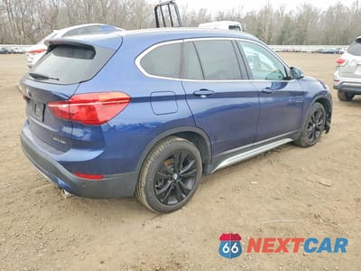 Trzecie zdjęcie samochodu z tyłu: 2020 BMW X1 XDRIVE28I VIN:WBXJG9C00L5P69530 - miniatura