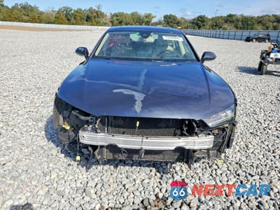 Piąte zdjęcie samochodu w środku: 2017 AUDI A7 PRESTIGE VIN:WAU22AFC2HN109016 - miniatura