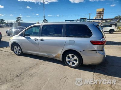Drugie zdjęcie samochodu z przodu: 2015 TOYOTA SIENNA VIN:5TDZK3DC5FS672228 - miniatura