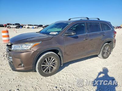2018 TOYOTA HIGHLANDER SE 5TDKZRFH8JS244185 - główne zdjęcie licytacji z USA - miniatura