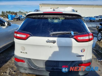 Zdjęcie 6 z 13 samochodu: 2015 JEEP CHEROKEE LATITUDE VIN:1C4PJMCB0FW636083 - miniatura