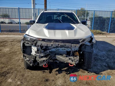 Piąte zdjęcie samochodu w środku: 2024 CHEVROLET COLORADO ZR2 VIN:1GCPTFEK5R1226741 - miniatura