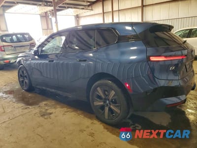 Drugie zdjęcie samochodu z przodu: 2025 BMW IX XDRIVE50 VIN:WB523CF00SCU53668 - miniatura