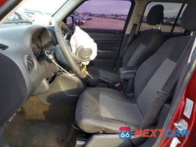 Zdjęcie 7 z 13 samochodu: 2015 JEEP PATRIOT SPORT VIN:1C4NJPBA3FD387386 - miniatura