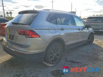 Trzecie zdjęcie samochodu z tyłu: 2024 VOLKSWAGEN TIGUAN SE VIN:3VV3B7AX3RM191288 - miniatura