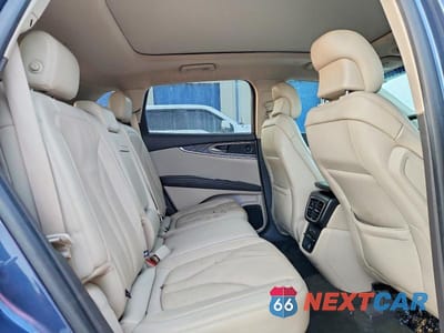 Zdjęcie 11 z 14 samochodu: 2019 LINCOLN NAUTILUS RESERVE VIN:2LMPJ6LP5KBL51446 - miniatura