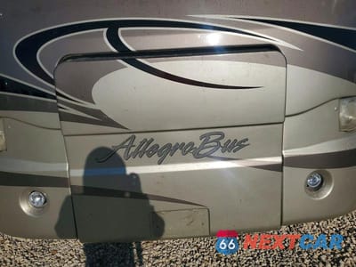 Zdjęcie 7 z 10 samochodu: 2007 FREIGHTLINER CHASSIS X LINE MOTOR HOME VIN:4UZACHCY57CY07842 - miniatura