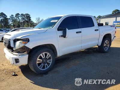 2018 TOYOTA TUNDRA CREWMAX SR5 5TFDY5F13JX709747 - główne zdjęcie licytacji z USA - miniatura