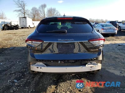 Zdjęcie 6 z 12 samochodu: 2023 MASERATI LEVANTE MODENA VIN:ZN661YUM3PX437252 - miniatura