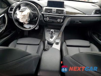 Zdjęcie 8 z 11 samochodu: 2018 BMW 340 XI VIN:WBA8B7G58JNV10931 - miniatura