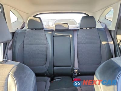 Zdjęcie 10 z 13 samochodu: 2021 KIA SELTOS S VIN:KNDEUCAA9M7158210 - miniatura
