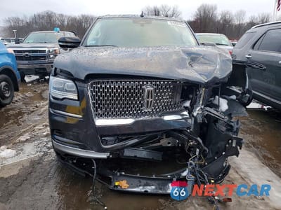 Piąte zdjęcie samochodu w środku: 2024 LINCOLN NAVIGATOR RESERVE VIN:5LMJJ2LG5REL16296 - miniatura