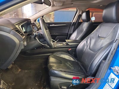 Zdjęcie 7 z 12 samochodu: 2020 FORD FUSION TITANIUM VIN:3FA6P0D92LR137434 - miniatura