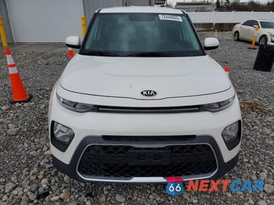 Piąte zdjęcie samochodu w środku: 2021 KIA SOUL LX VIN:KNDJ23AUXM7755199 - miniatura