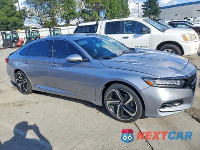 Czwarte zdjęcie samochodu z boku: 2019 HONDA ACCORD SPORT VIN:1HGCV1F36KA145967 - miniatura