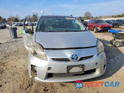 Piąte zdjęcie samochodu w środku: 2011 TOYOTA PRIUS VIN:JTDKN3DU5B0315890 - miniatura
