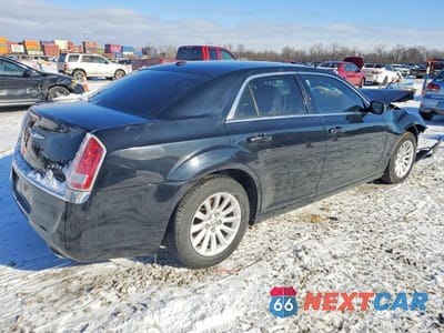 Trzecie zdjęcie samochodu z tyłu: 2013 CHRYSLER 300 VIN:2C3CCAAG3DH510063 - miniatura