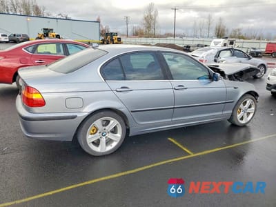 Trzecie zdjęcie samochodu z tyłu: 2004 BMW 330 XI VIN:WBAEW53434PG11668 - miniatura
