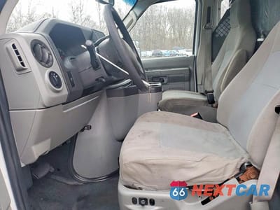 Zdjęcie 7 z 12 samochodu: 2014 FORD ECONOLINE E250 VAN VIN:1FTNE2EL6EDA11655 - miniatura